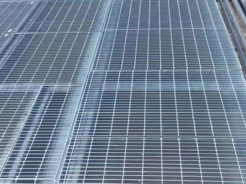 工場の屋根