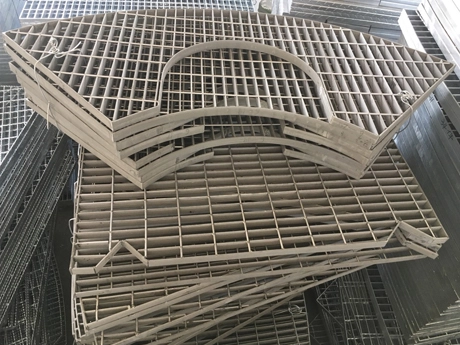 鉄鋼製グレーチング